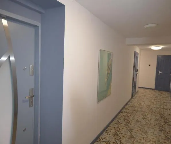 Blue Sail Πανσιόν