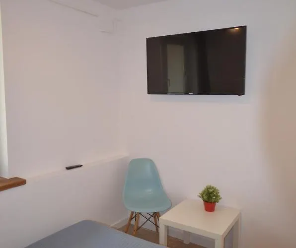 Blue Sail Πανσιόν